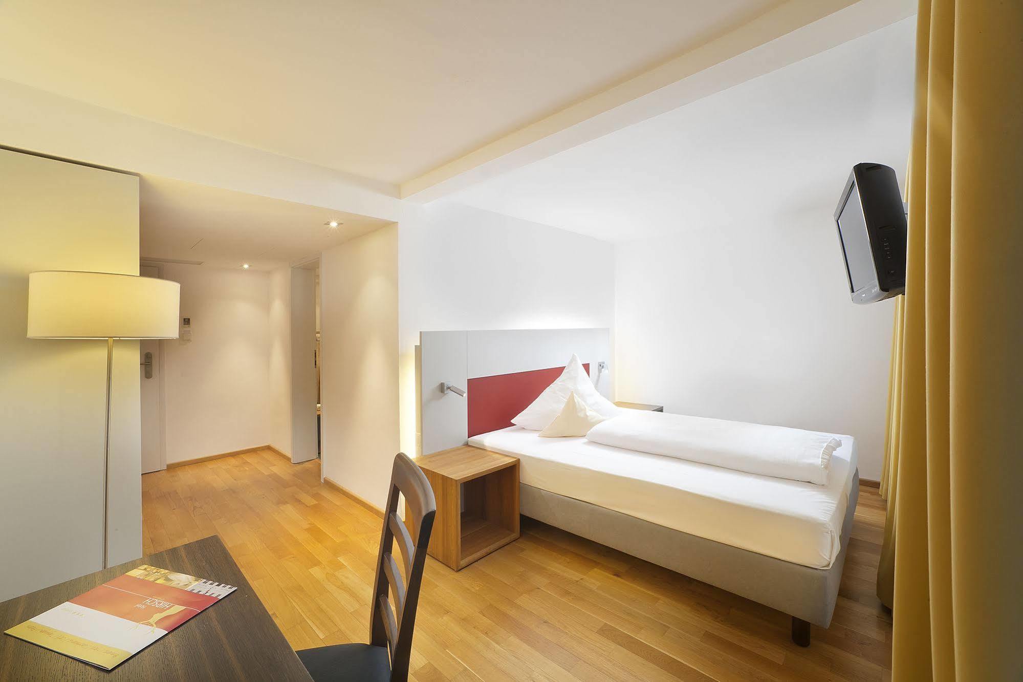 Akzent Brauerei Hotel Hirsch Ottobeuren Esterno foto